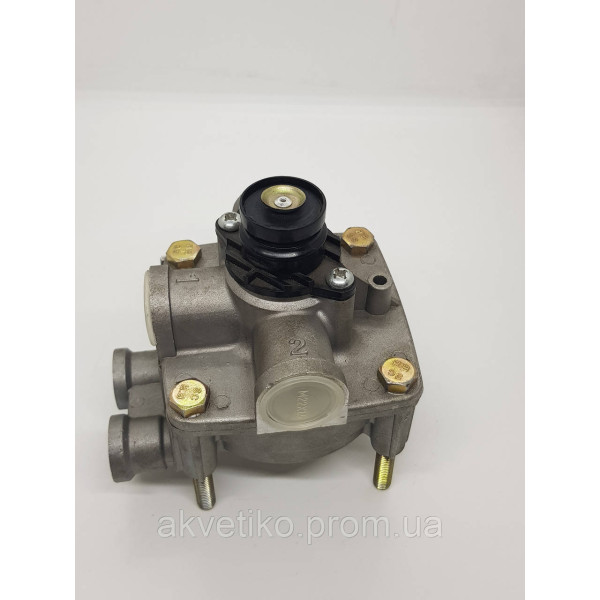 Клапан воздушный тормозной ускорительный Shaanxi F3000 81.52116.6071