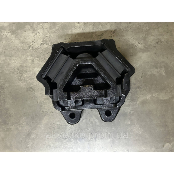 Подушка двигателя передняя HOWO T7H/C7H/N7G WG9925590210