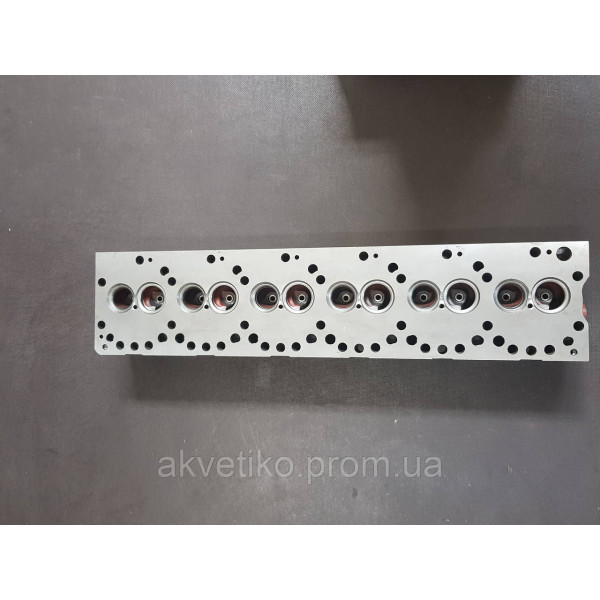 Головка блока цилиндров (ГБЦ) D6114 D04-001-30A