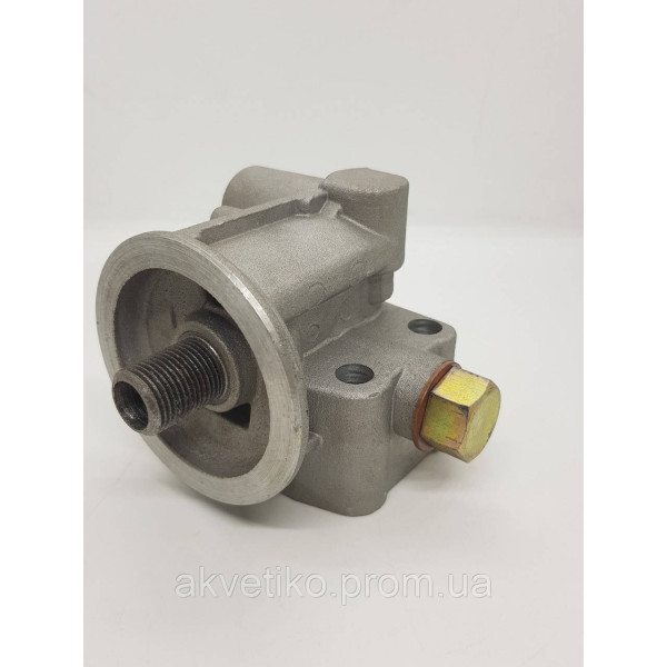 Кронштейн масляного фильтра на двигатель Deutz TD226B, WP6 12273107