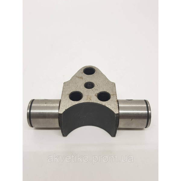 Ось коромида на двигатель D6114 D04-005-30A