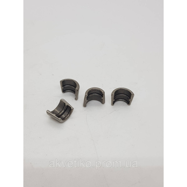 Сухарная впускного клапана D6114 D04-115-24 (2 шт.)