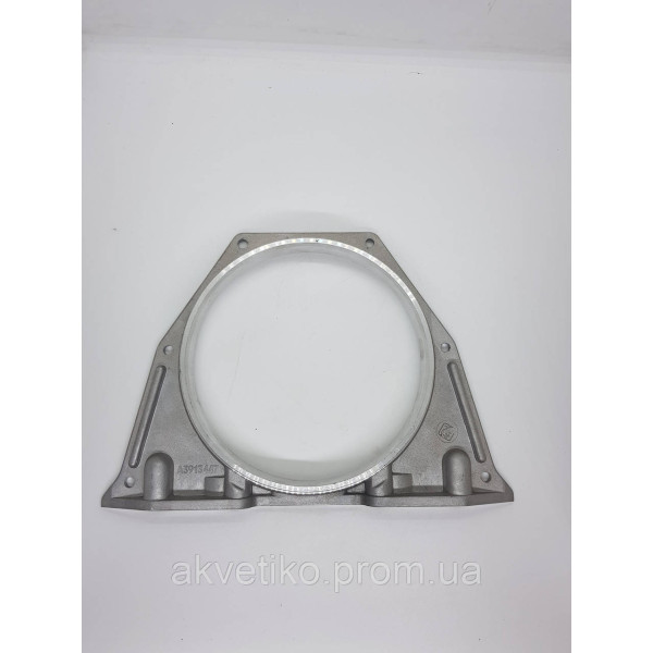 Крышка двигателя задняя Cummins 4BT3.9/6BT5.9 3913447 3936904